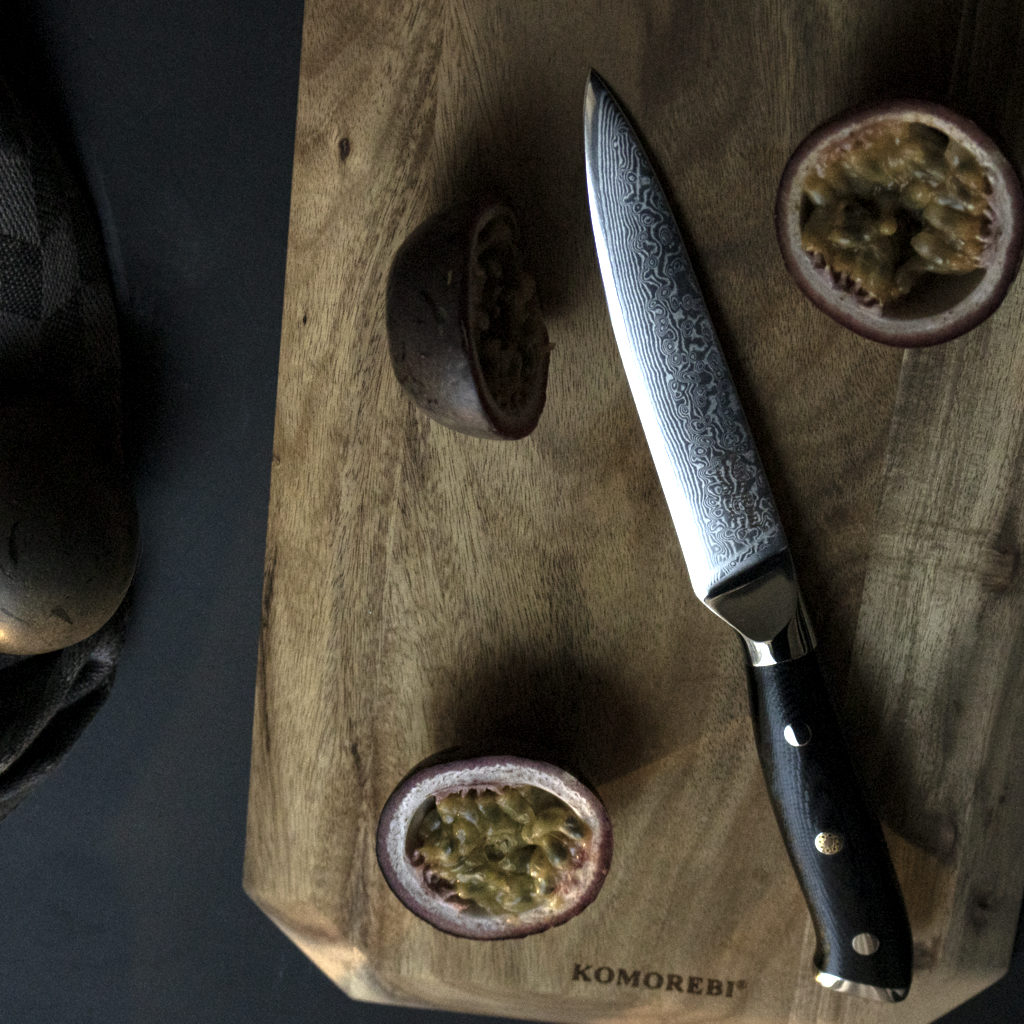 Ekstrem skarphed og styrke kendetegner køkkenknivene fra Komorebi. 5 dele Yuyami knivsæt